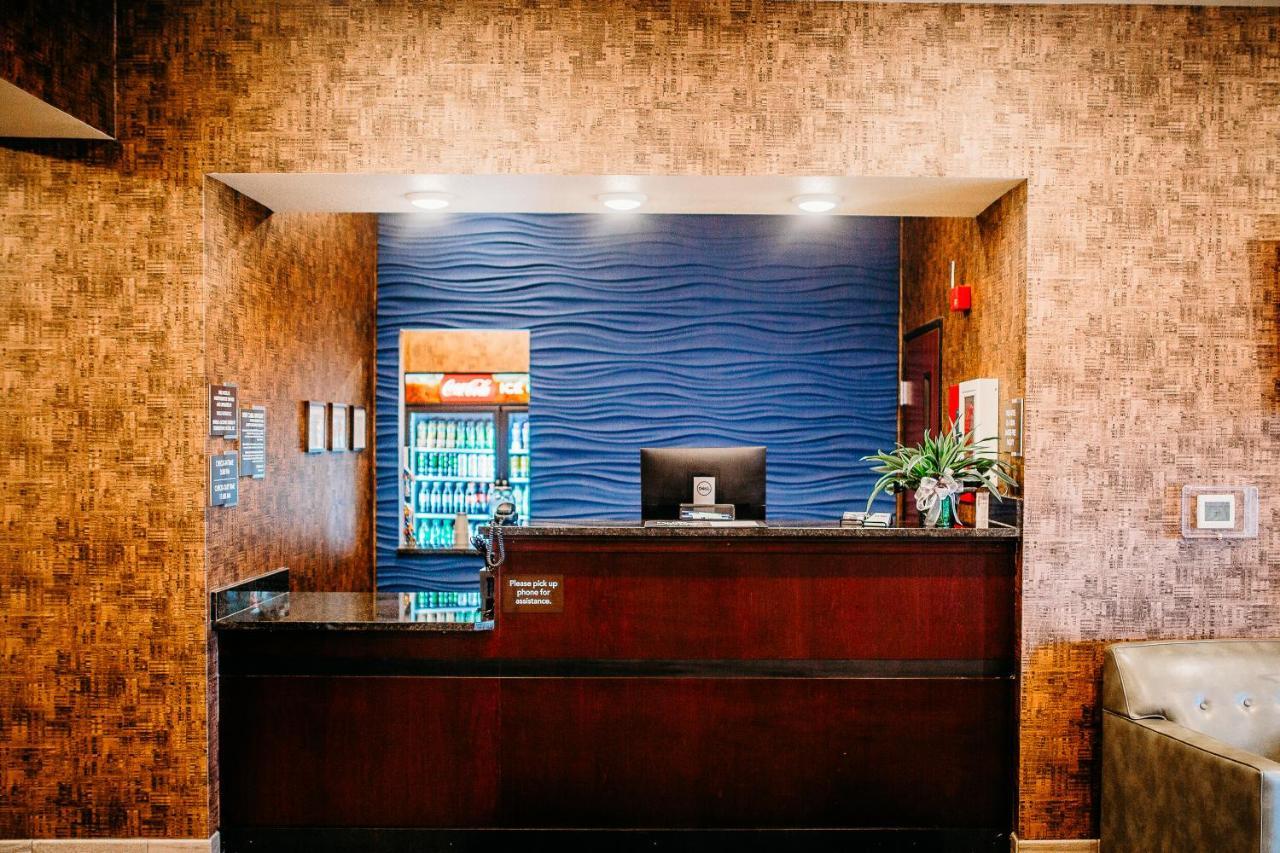 Cobblestone Hotel & Suites Інтернешнл-Фоллс Екстер'єр фото